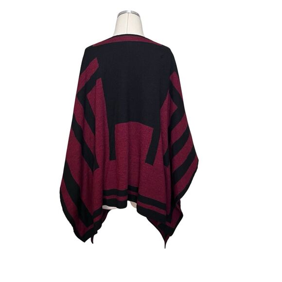 Peruvian Connection Black & Red Geometric Poncho Tunic Size OS Alpaca Wool Blend - Picture 2 of 6